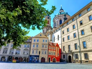 Malostranske namesti